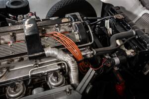 Image 48/53 de Jaguar E-Type (1970)