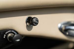 Bild 36/50 von Austin-Healey 100&#x2F;6 (BN4) (1957)