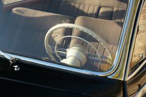 Afbeelding 44/50 van BMW 502 - 3.2 Litre (1958)