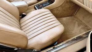 Immagine 17/20 di Mercedes-Benz 560 SL (1986)