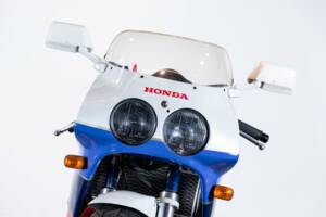 Bild 48/50 von Honda DUMMY (1989)