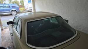 Image 2/4 de Mercedes-Benz 280 SLC (1980)