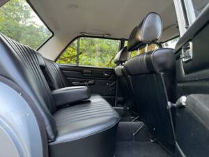 Imagen 24/28 de Mercedes-Benz 200 (1975)