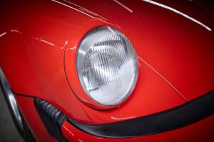 Immagine 47/96 di Porsche 911 Speedster 3.2 (1989)