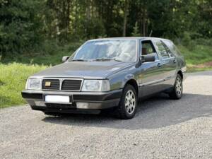 Image 1/8 of Lancia Thema Station Wagon Turbo DS (1985)