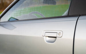 Image 21/70 of Audi 90 - 2.3E (1990)