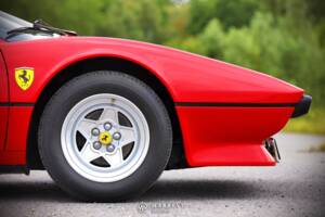 Bild 19/55 von Ferrari 308 GTBi (1981)