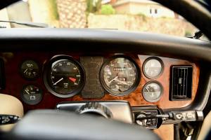 Image 43/50 of Jaguar XJ 12 (1988)
