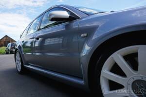 Image 28/52 of Audi RS4 Avant (2001)