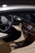 Bild 12/34 von Mercedes-Benz CL 500 4MATIC (2008)