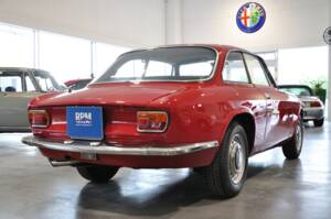 Imagen 32/43 de Alfa Romeo Giulia GT 1300 Junior (1971)