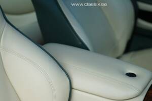 Bild 16/24 von Aston Martin DB 7 Vantage (2000)