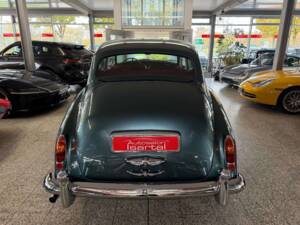 Image 29/36 of Bentley S 3 (1965)