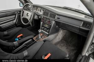Imagen 14/15 de Mercedes-Benz 190 E 2.3-16 &quot;Schurti&quot; (1984)