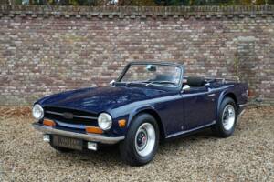 Image 50/50 de Triumph TR 6 (1972)