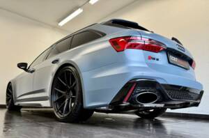 Immagine 10/31 di Audi RS6 Avant (2021)
