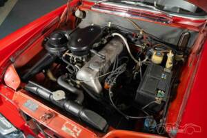 Bild 18/19 von Mercedes-Benz 230 S (1965)