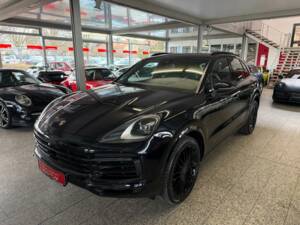 Bild 22/26 von Porsche Cayenne (2019)