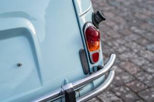 Image 16/66 of Renault R 4 Super (1962)