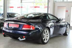 Immagine 4/15 di Aston Martin V12 Vanquish (2004)
