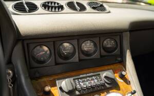 Bild 53/81 von Ferrari 365 GT4 2+2 (1973)