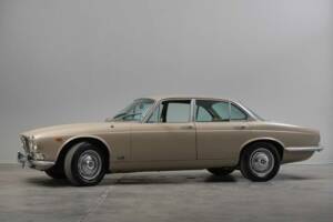 Bild 10/31 von Jaguar XJ 6 2.8 (1970)