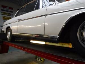 Image 30/50 of Mercedes-Benz 300 SE (1966)