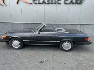 Image 8/36 de Mercedes-Benz 560 SL (1989)