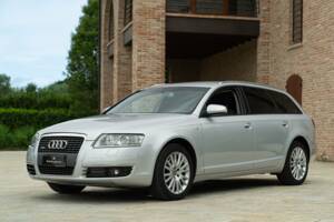 Immagine 1/50 di Audi A6 2.7 T allroad quattro (2006)