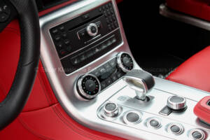 Imagen 13/36 de Mercedes-Benz SLS AMG Roadster (2012)