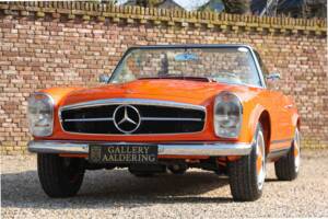 Image 32/50 of Mercedes-Benz 230 SL (1964)