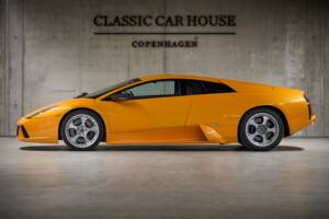 Image 42/99 of Lamborghini Murciélago (2003)