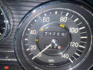 Image 13/32 of Mercedes-Benz 250 C (1972)
