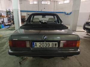 Bild 8/8 von BMW 320i Baur TC (1985)