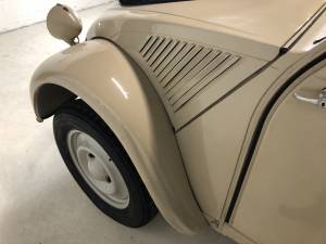 Image 11/26 de Citroën 2 CV Sahara 4x4 (1962)