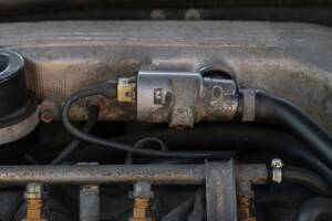 Image 50/50 de Alfa Romeo 164 2.0 (1991)