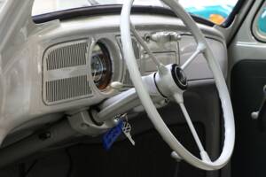 Image 18/39 of Volkswagen Escarabajo 1200 A (1965)