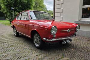 Immagine 6/8 di FIAT 850 Coupe (1965)