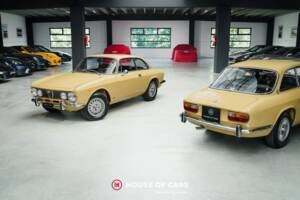 Image 1/25 of Alfa Romeo 2000 GTV (1972)