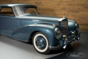 Image 21/31 of Mercedes-Benz 300 S (1953)