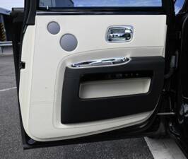 Immagine 36/50 di Rolls-Royce Ghost (2010)