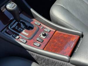 Immagine 18/19 di Mercedes-Benz CLK 230 Kompressor (1999)