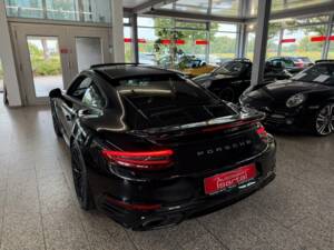 Bild 31/39 von Porsche 911 Turbo (2018)