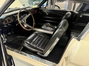 Bild 35/50 von Ford Mustang GT (1966)
