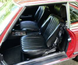 Image 28/50 of Mercedes-Benz 300 SL (1988)