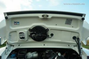 Image 24/26 of Porsche 911 Carrera S (2005)