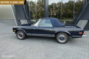 Image 9/11 of Mercedes-Benz 280 SL (1971)