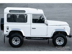Image 3/22 of Land Rover Defender 90 (1996)