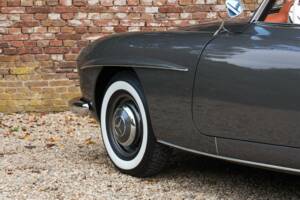 Image 44/50 of Mercedes-Benz 190 SL (1960)