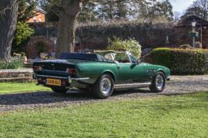 Image 13/30 of Aston Martin V8 EFi Volante (1989)
